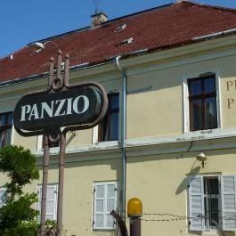 Pető Panzió Győr - Külső kép