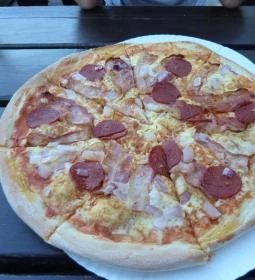 Rotburger Látványsörfőzde, Söröző & Sörkert