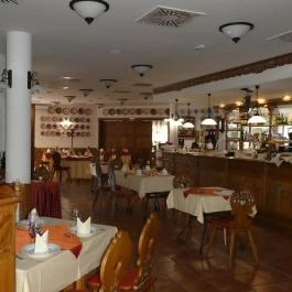 Rózsa Étterem, Mezőkövesd - Belső