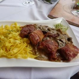 Teátrum Étterem és Panzió Győr - Étel/ital