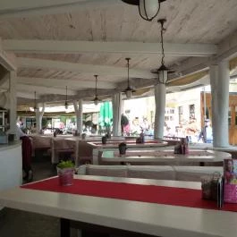 Gomba Étterem & Pizzéria, Révfülöp - Belső