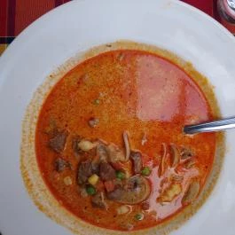 Gólyafészek Vendéglő, Pápa - Étel/ital