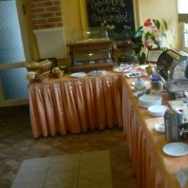 Alfa Hotel, Miskolctapolca - Vendéglátás