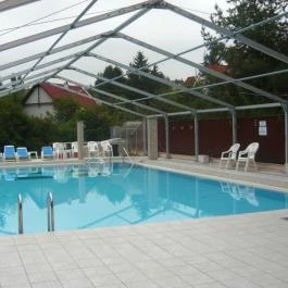 Alfa Hotel, Miskolctapolca - Medence/kert
