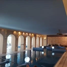 Hotel Bellevue Esztergom - Medence/kert