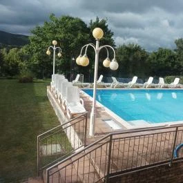 Hotel Bellevue Esztergom - Medence/kert