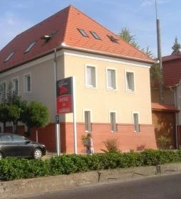 Pincelakat Borház & Szálloda