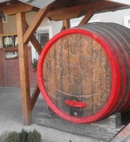 Pincelakat Borház & Szálloda