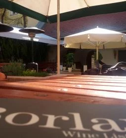 Oliva Hotel és Étterem