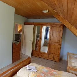 Julianna Panzió, Felsőszölnök - Szobák