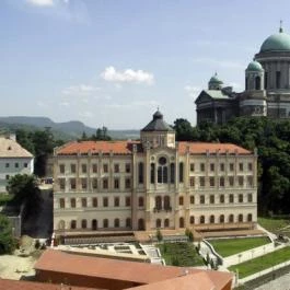 Szent Adalbert Étterem, Esztergom - Egyéb