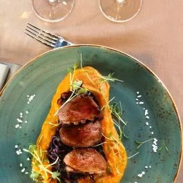 Kreinbacher Birtok , Somlóvásárhely - Vendéglátás