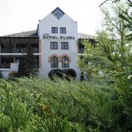 Hunguest Hotel Flóra Eger - Külső kép