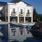 Hotel Villa Völgy Eger - Medence/kert