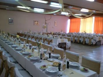 Építő Étterem Ajka