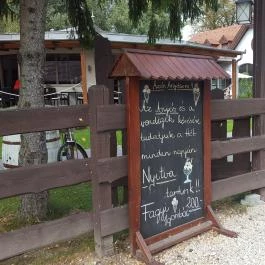 AzÉn Anyósom Alsópáhok - Külső kép