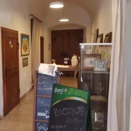 Bagolyvár Fogadó étterme, Zirc - Belső