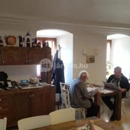 Bagolyvár Fogadó, Zirc - Belső