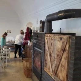 Bagolyvár Fogadó, Zirc - Vendéglátás