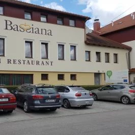 Bassiana Hotel Étterme Sárvár - Külső kép