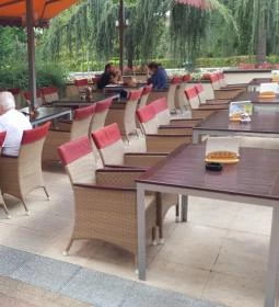 Bassiana Hotel Étterme