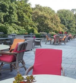 Ciklámen Eszpresszó