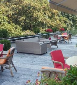 Ciklámen Eszpresszó