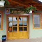 Falusi Étterem Igar - Külső kép