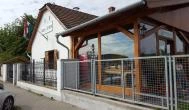 Falusi Étterem Igar - Külső kép