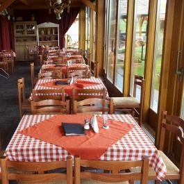 Falusi Étterem, Igar - Belső