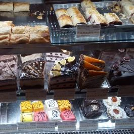 Fék Kávéház Étterem , Balatonakali - Étel/ital