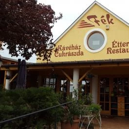 Fék Kávéház Étterem , Balatonakali - Külső kép