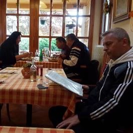 Fék Kávéház Étterem , Balatonakali - Belső