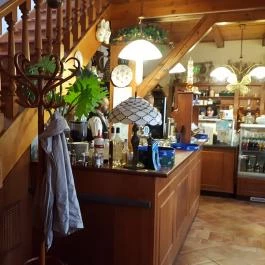 Fék Kávéház Étterem , Balatonakali - Belső