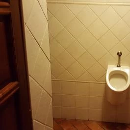 Fék Kávéház Étterem , Balatonakali - Mosdó