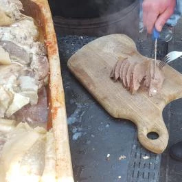 Fenyőharaszt Kastélyszálló, Verseg - Vendéglátás