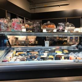 Füge Bolt & Kávézó Budapest - Étel/ital