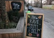 Füge Bolt & Kávézó Budapest