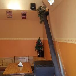 Hamburger Box Zirc - Belső