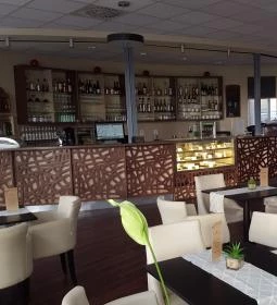 Historia Hangvilla Étterem, Kávézó & Rendezvényközpont