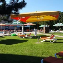 Hotel Európa Fit Hévíz - Medence/kert