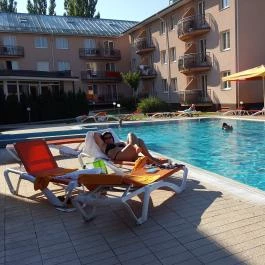 Hotel Európa Fit Hévíz - Medence/kert
