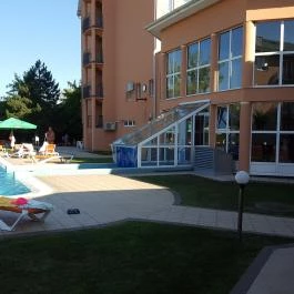 Hotel Európa Fit Hévíz - Medence/kert