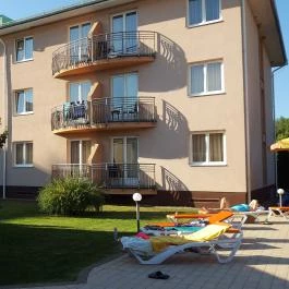 Hotel Európa Fit Hévíz - Medence/kert