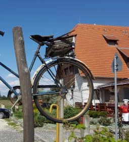 Kádárta Vendéglő Panzió