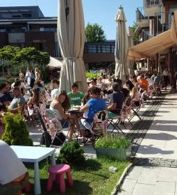 Karolina Kávéház & Koktélbár