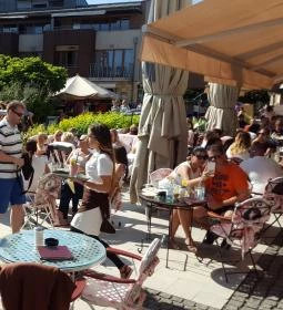 Karolina Kávéház & Koktélbár