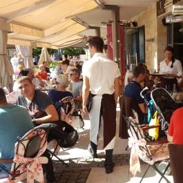 Karolina Kávéház & Koktélbár, Balatonfüred - Külső kép