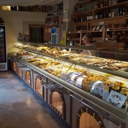 Katica Pékség Balatonkenese - Belső