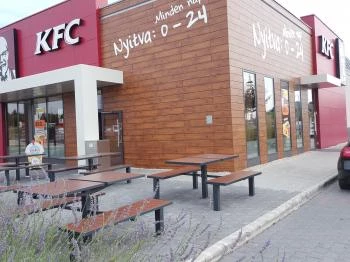 Kentucky Fried Chicken - Auchan Székesfehérvár